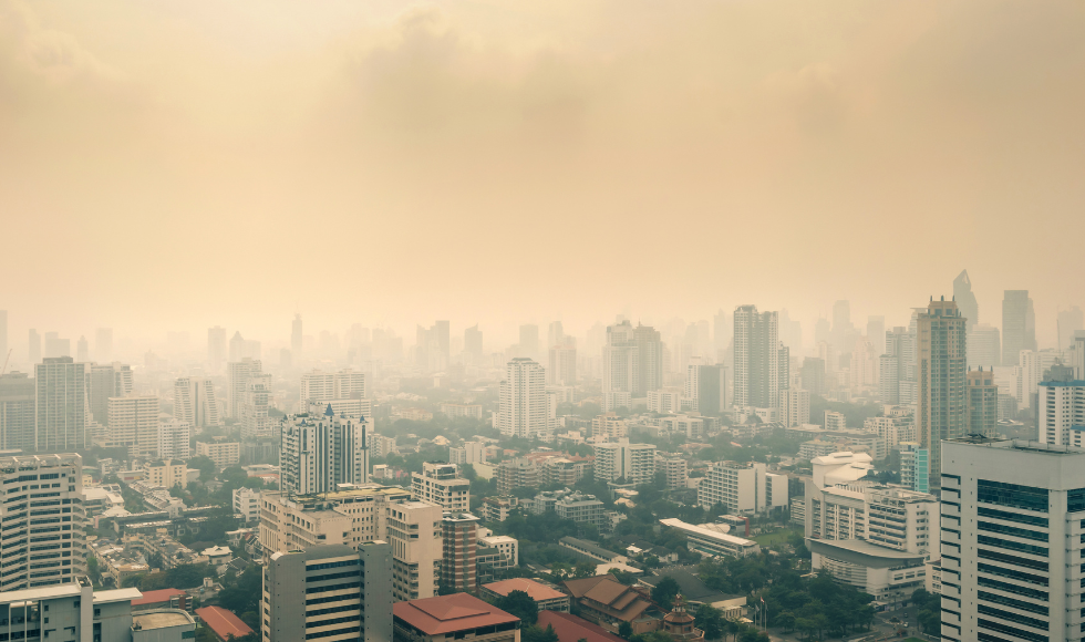 Image of the city covered in fog